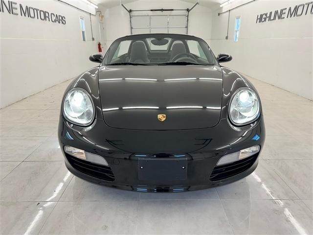 Porsche Boxster 2dr Roadster 2005