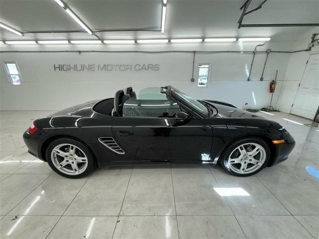 Porsche Boxster 2dr Roadster 2005