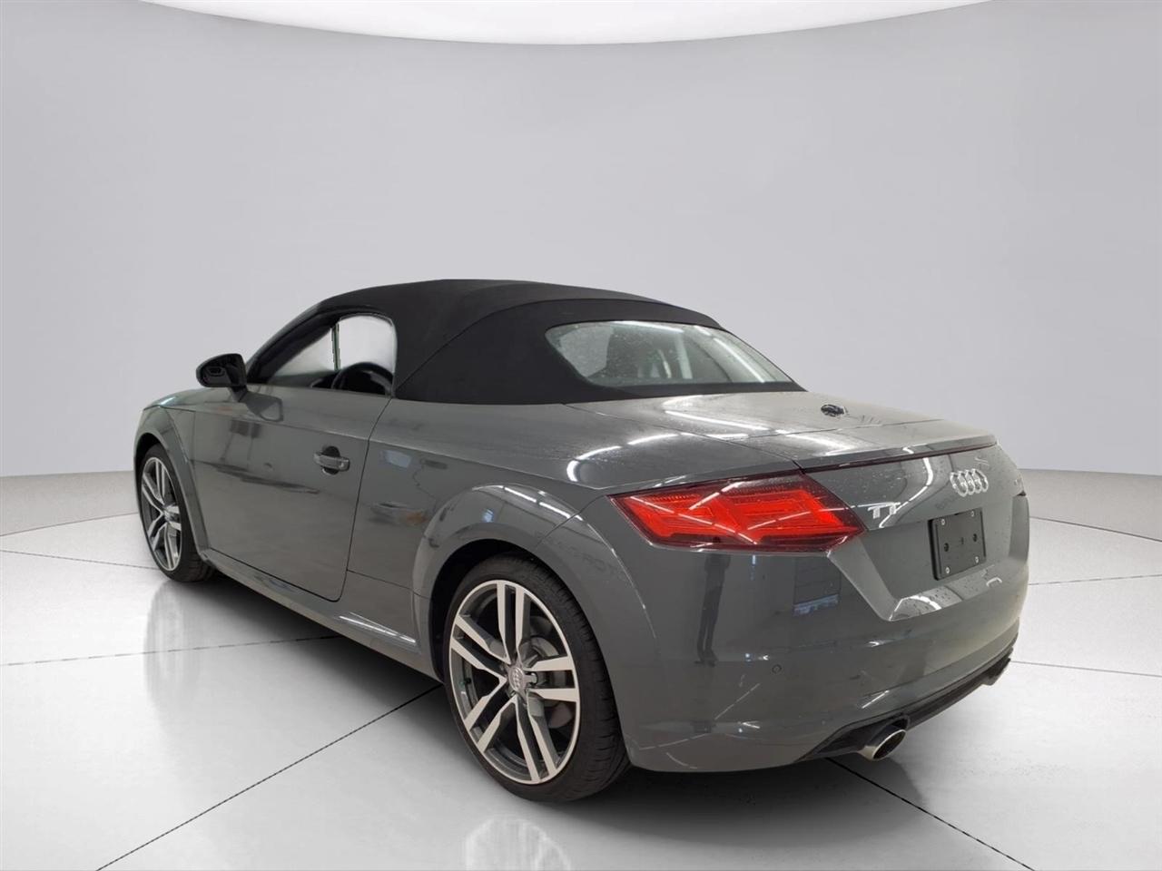 Audi TT 2dr Roadster S tronic quattro 2.0T 2016