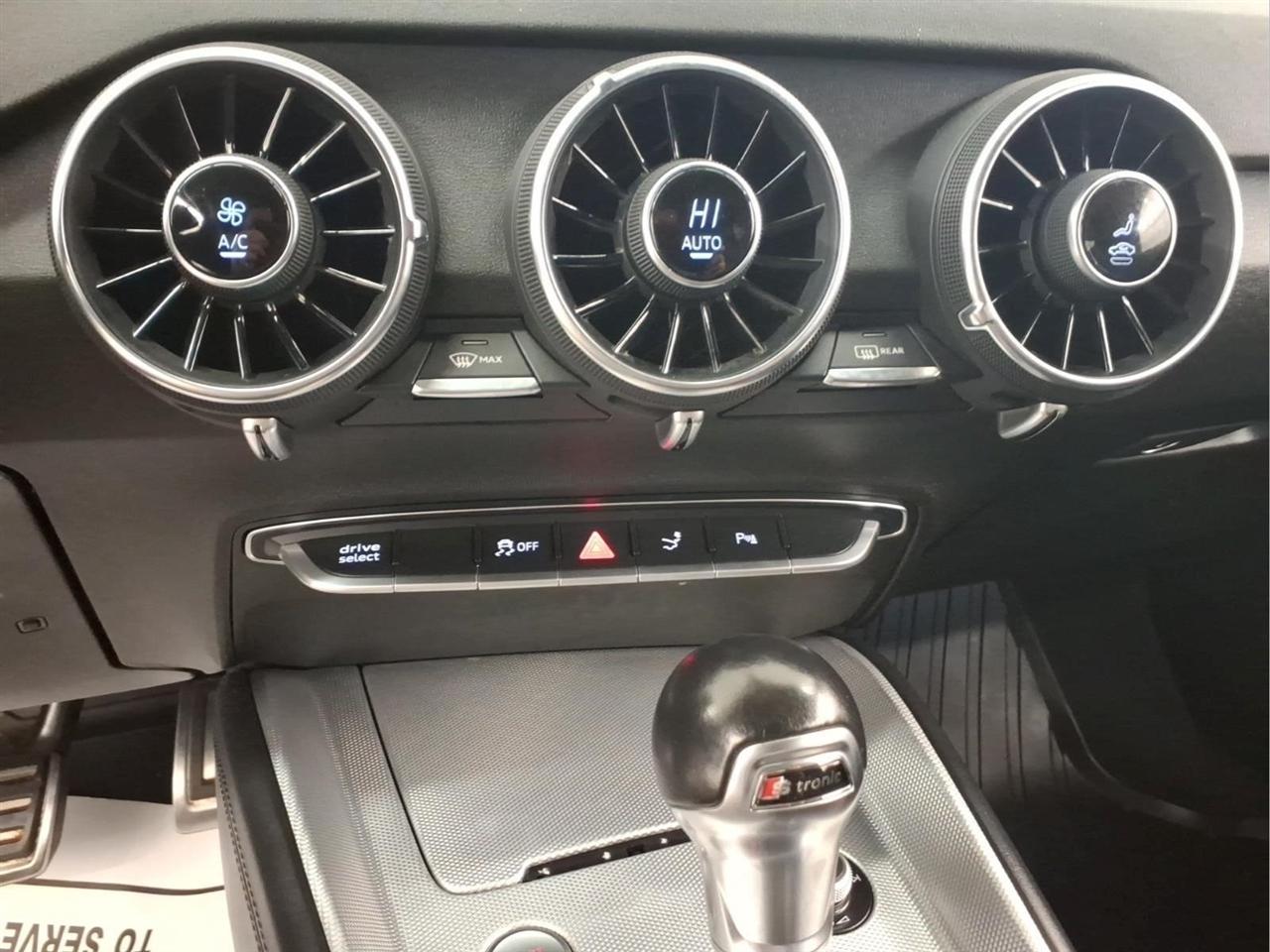 Audi TT 2dr Roadster S tronic quattro 2.0T 2016
