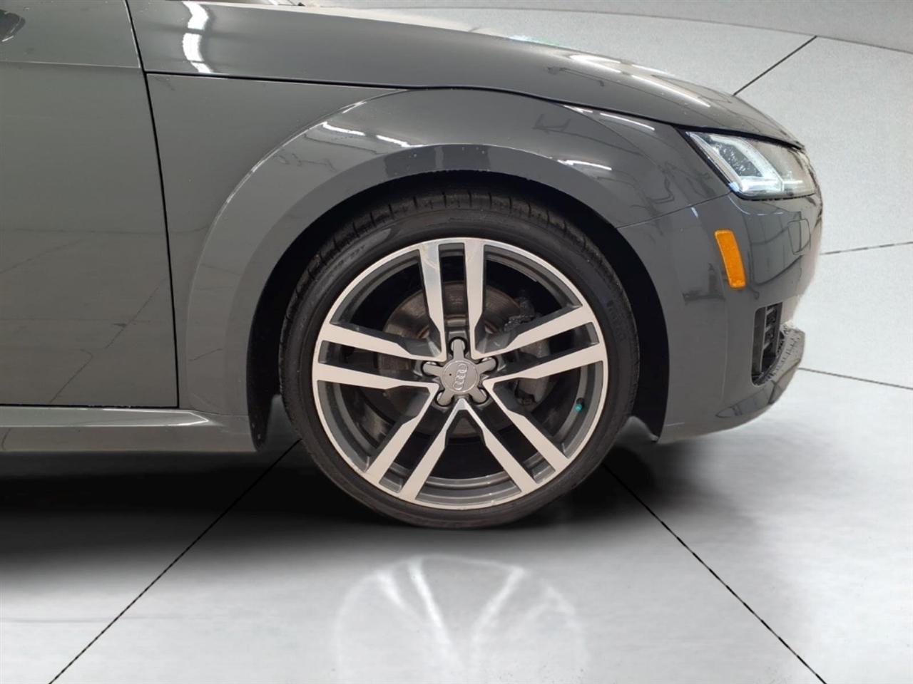 Audi TT 2dr Roadster S tronic quattro 2.0T 2016