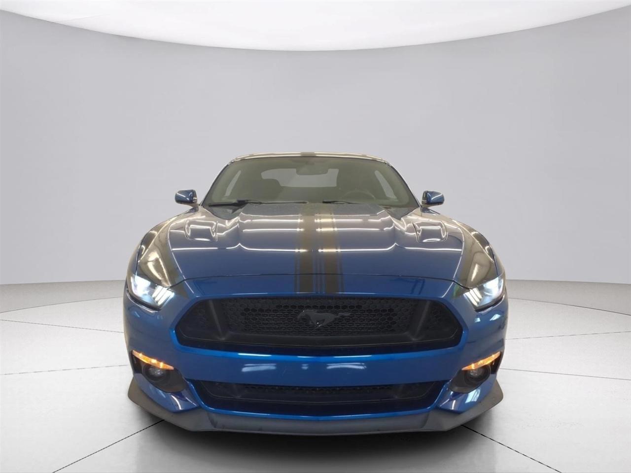 Ford Mustang GT Fastback 2017