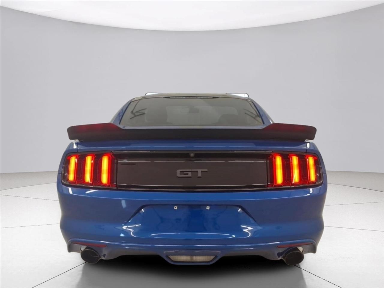 Ford Mustang GT Fastback 2017