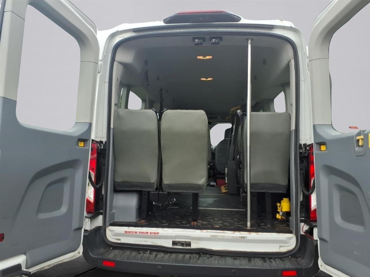 Ford Transit Passenger Wagon T-350 148" Med Roof XLT Sliding RH Dr 2018
