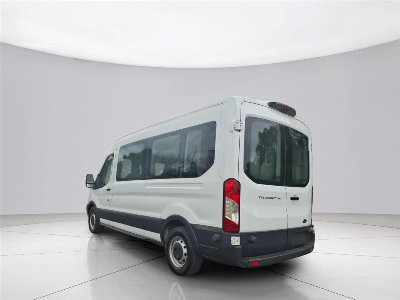 Ford Transit Passenger Wagon T-350 148" Med Roof XLT Sliding RH Dr 2018