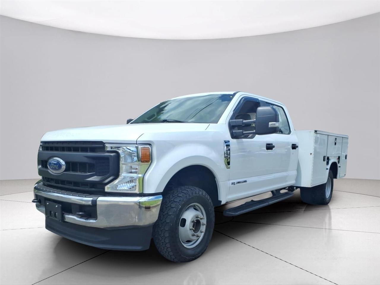2020 Ford F-350 XL 4x4 Crew Cab 179-In DRW's photo