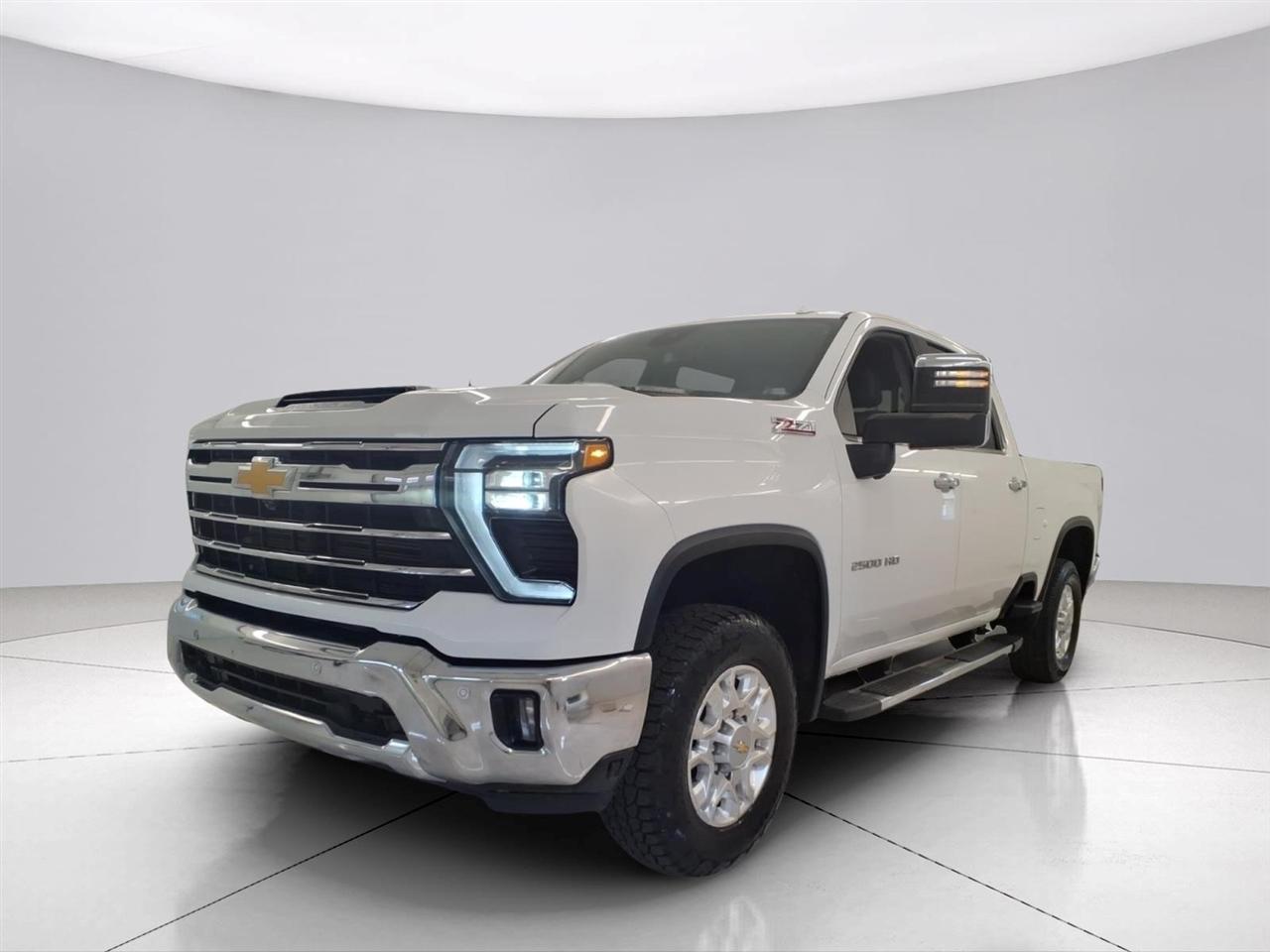 2024 Chevrolet Silverado HD LTZ 4WD Crew Cab Standard Box's photo