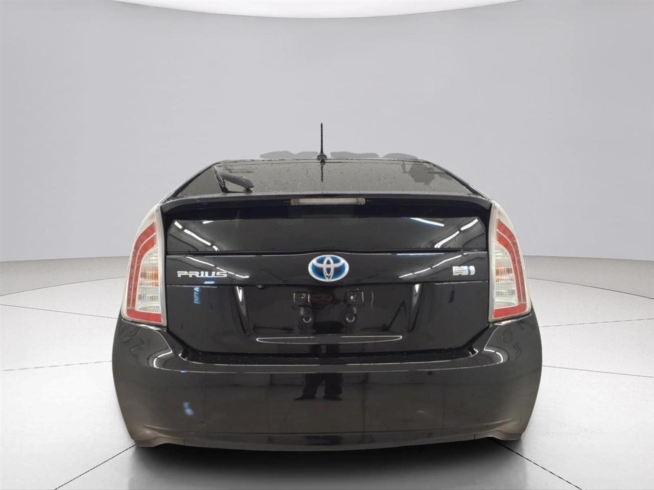 Toyota Prius 5dr HB Four (Natl) 2015