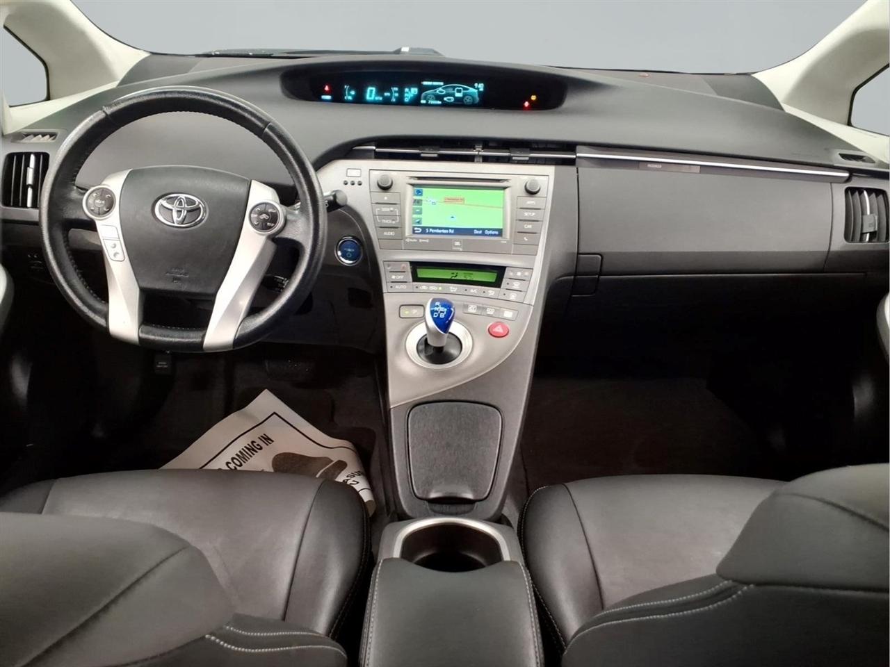 Toyota Prius 5dr HB Four (Natl) 2015