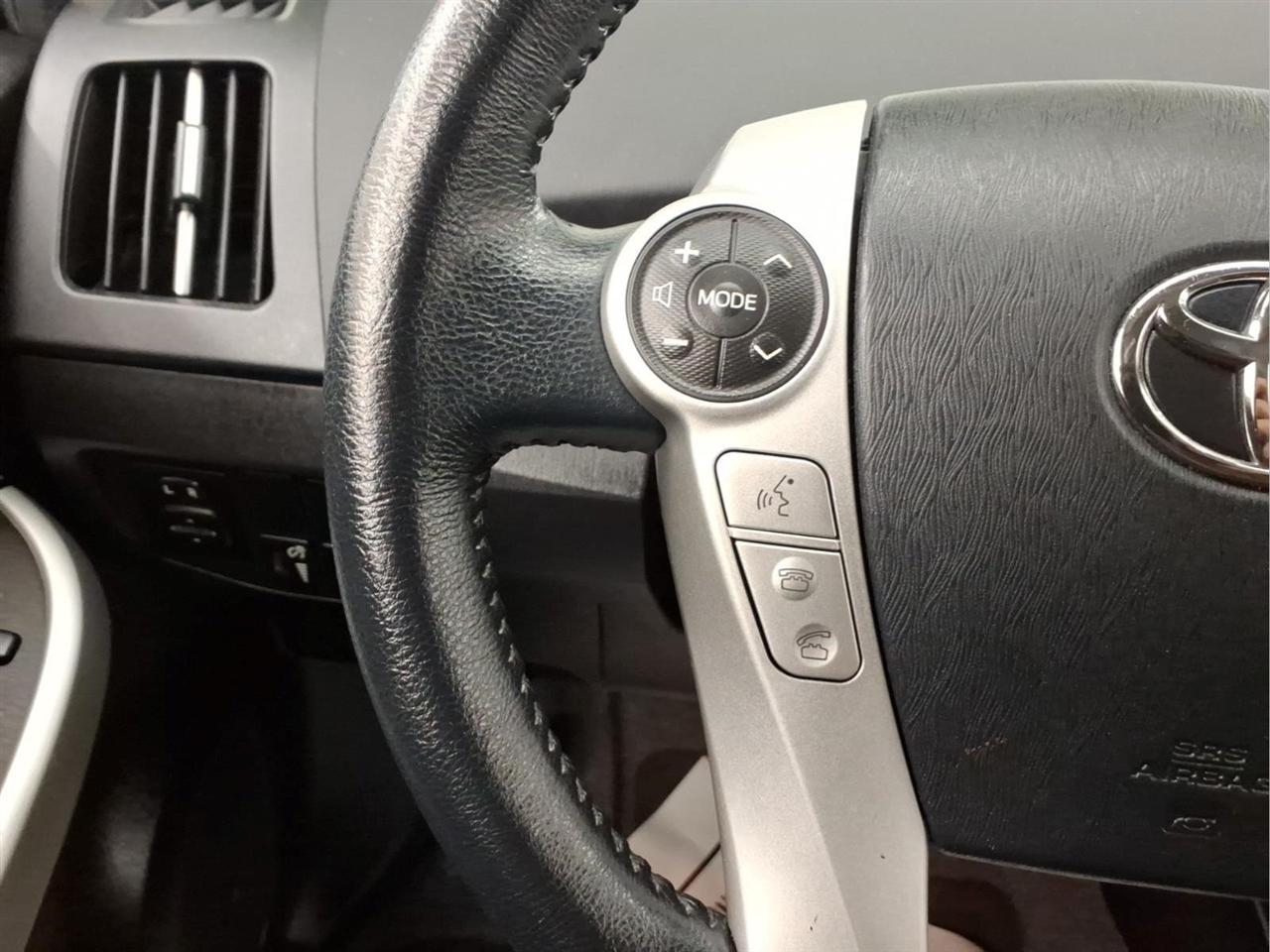 Toyota Prius 5dr HB Four (Natl) 2015