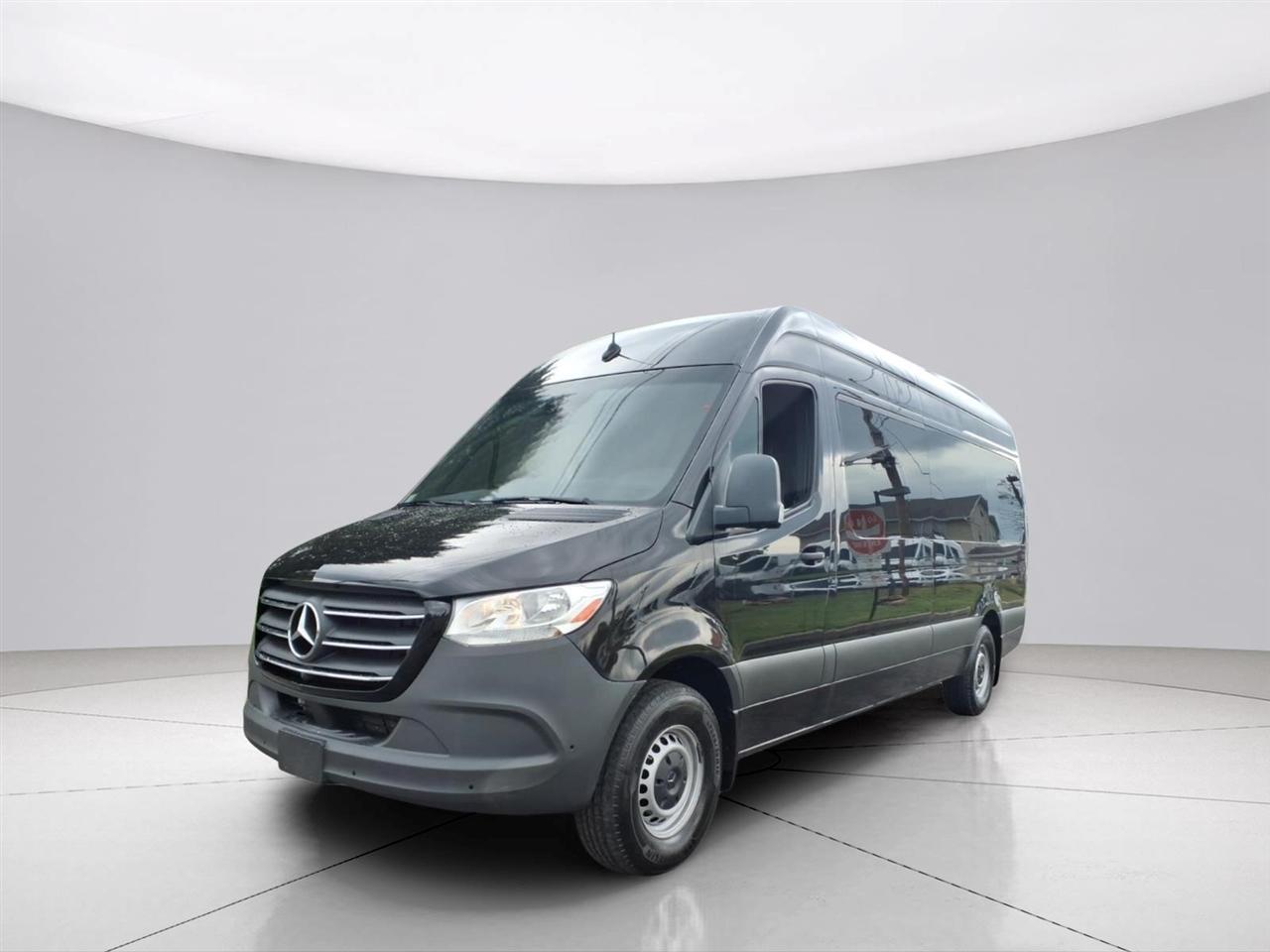 Mercedes-Benz Sprinter Passenger Van 2500 High Roof I4 Diesel HO 170" RWD 2023