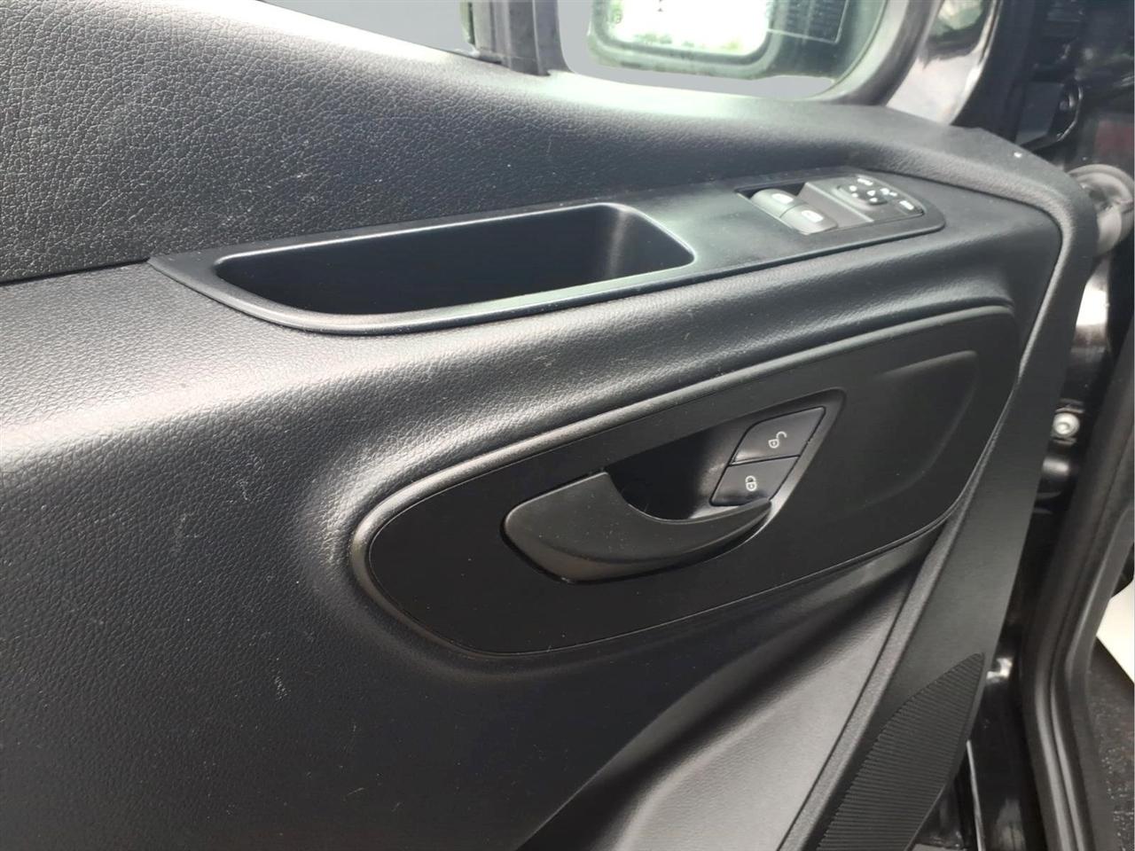 Mercedes-Benz Sprinter Passenger Van 2500 High Roof I4 Diesel HO 170" RWD 2023