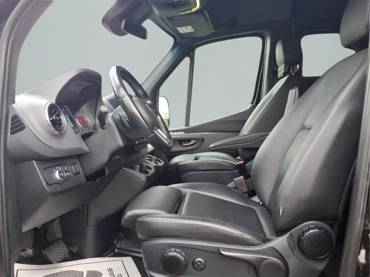 Mercedes-Benz Sprinter Passenger Van 2500 High Roof I4 Diesel HO 170" RWD 2023