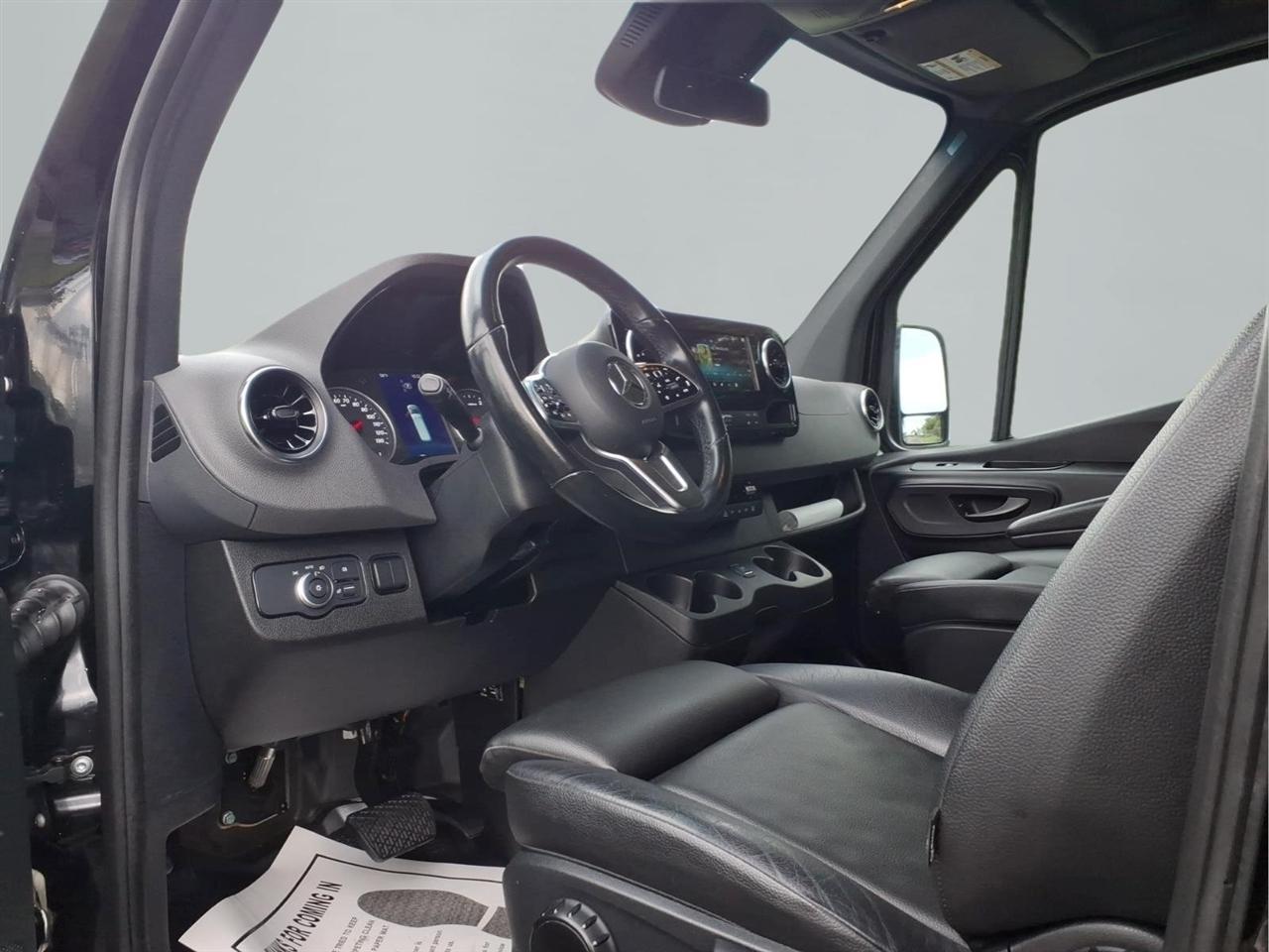 Mercedes-Benz Sprinter Passenger Van 2500 High Roof I4 Diesel HO 170" RWD 2023