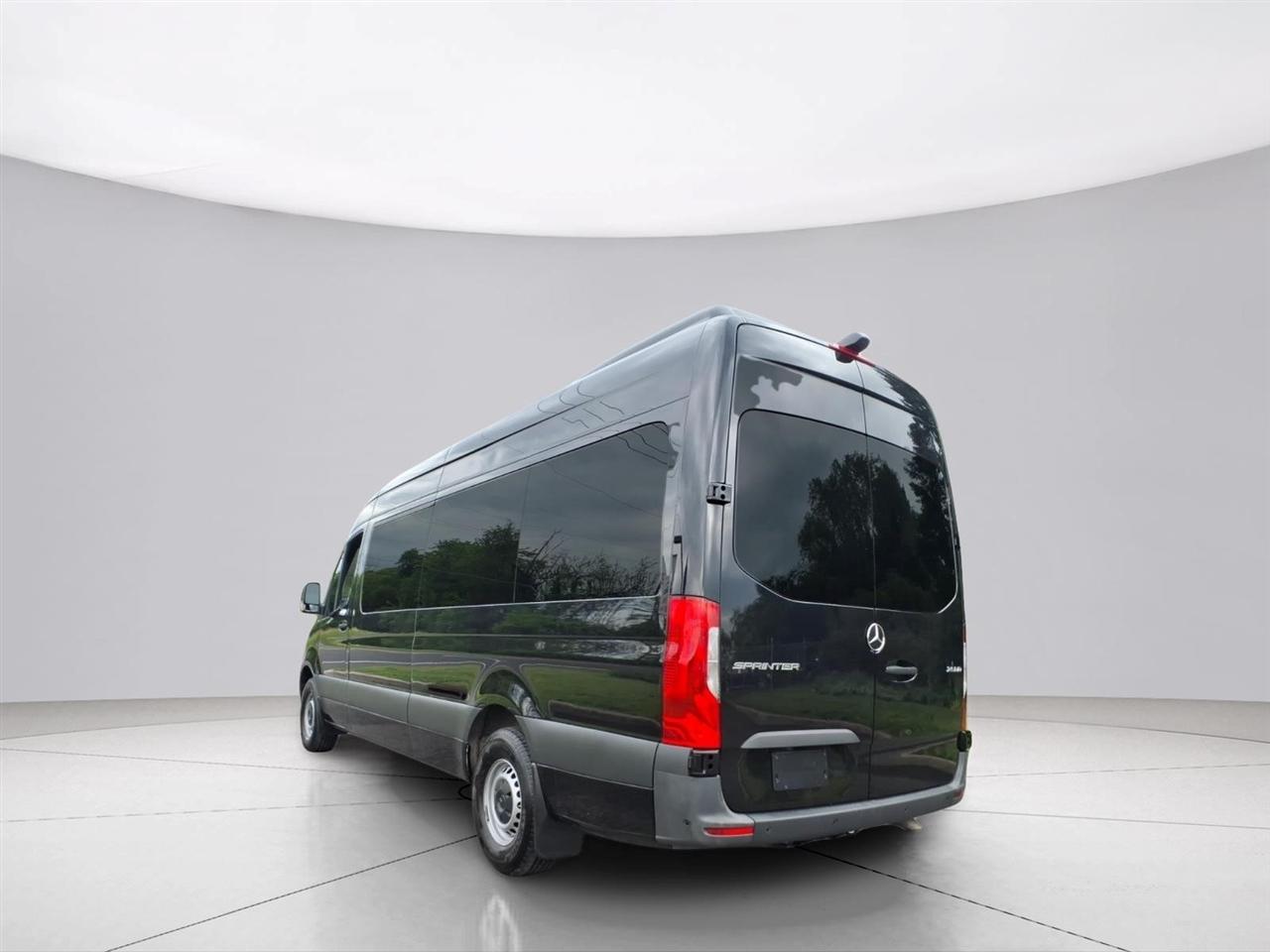 Mercedes-Benz Sprinter Passenger Van 2500 High Roof I4 Diesel HO 170" RWD 2023
