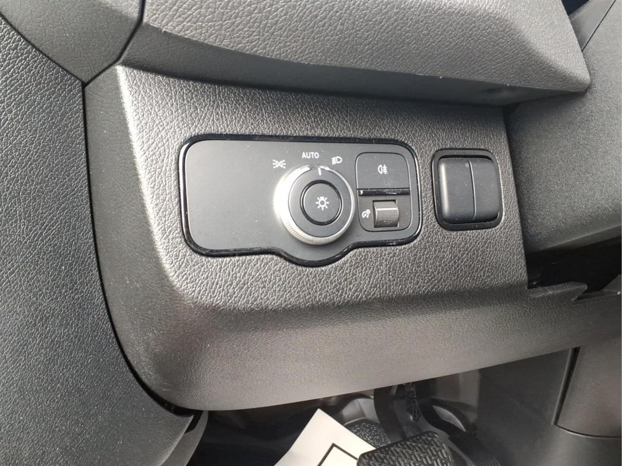 Mercedes-Benz Sprinter Passenger Van 2500 High Roof I4 Diesel HO 170" RWD 2023