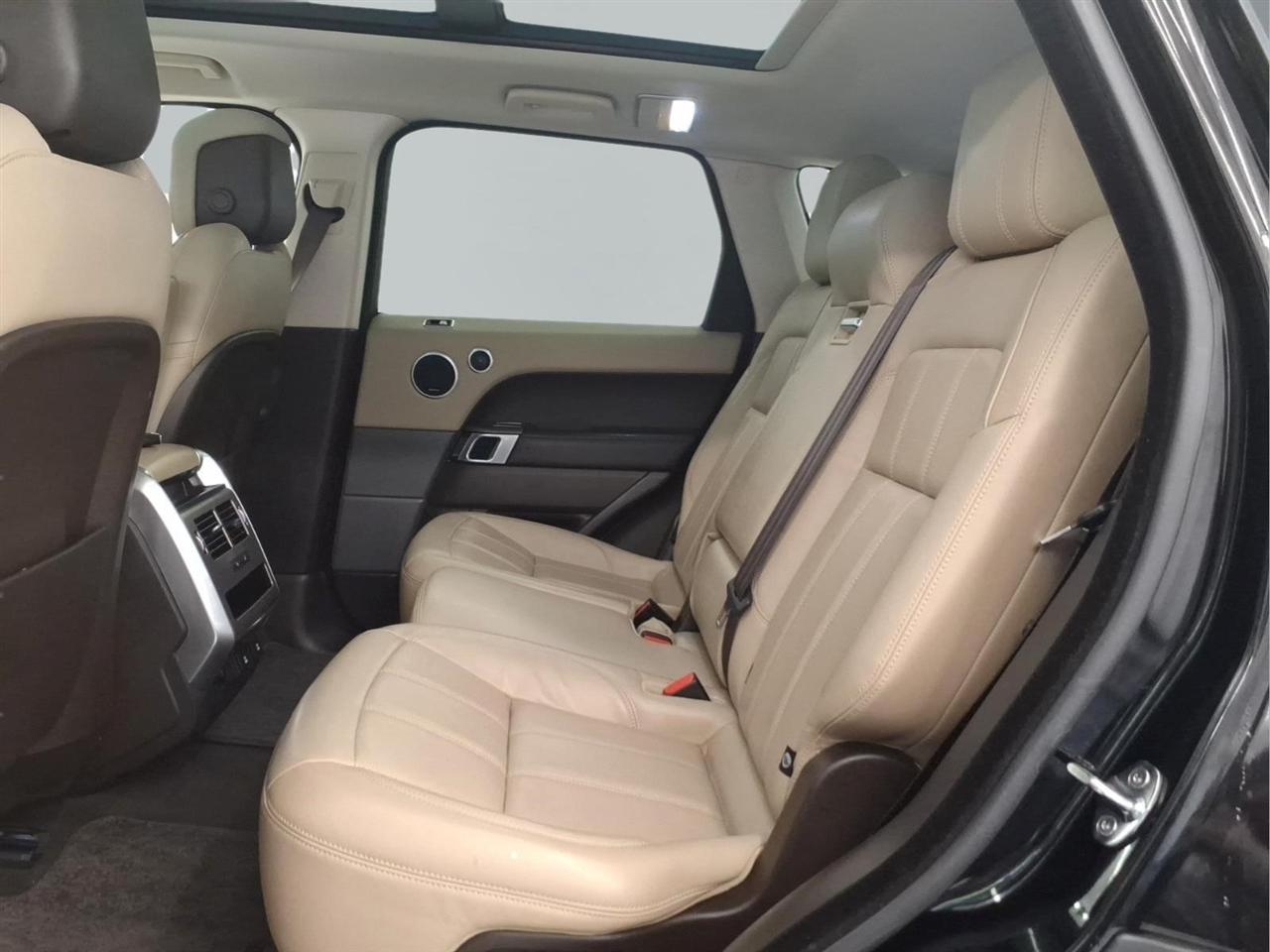 Land Rover Range Rover Sport Turbo i6 MHEV HSE 2020