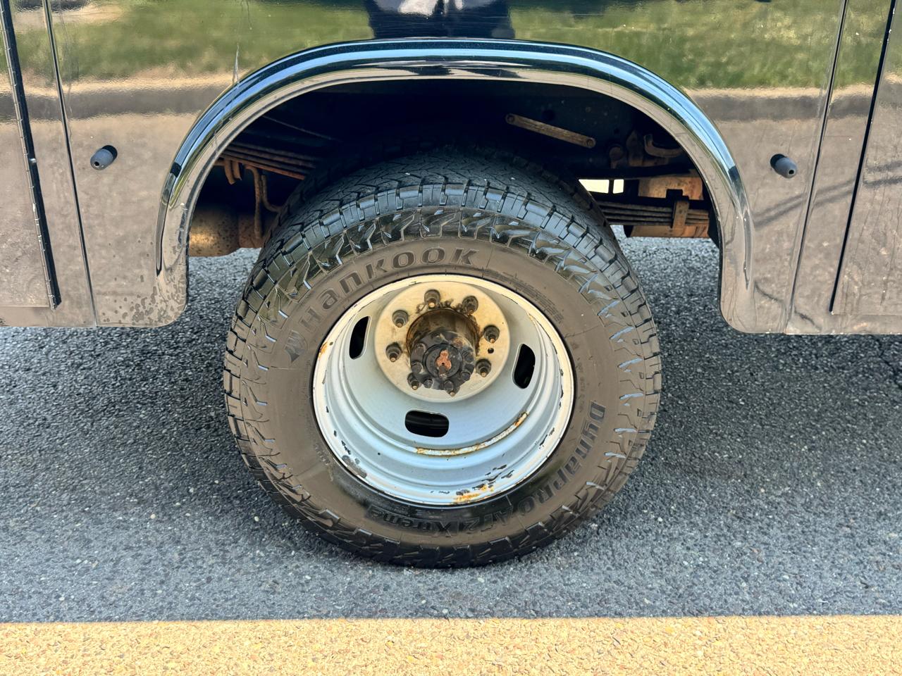 Ford Super Duty F-350 DRW XLT 4WD Reg Cab 145" WB 60" CA 2021