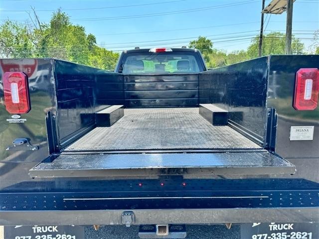 Ford Super Duty F-350 DRW XLT 4WD Reg Cab 145" WB 60" CA 2021
