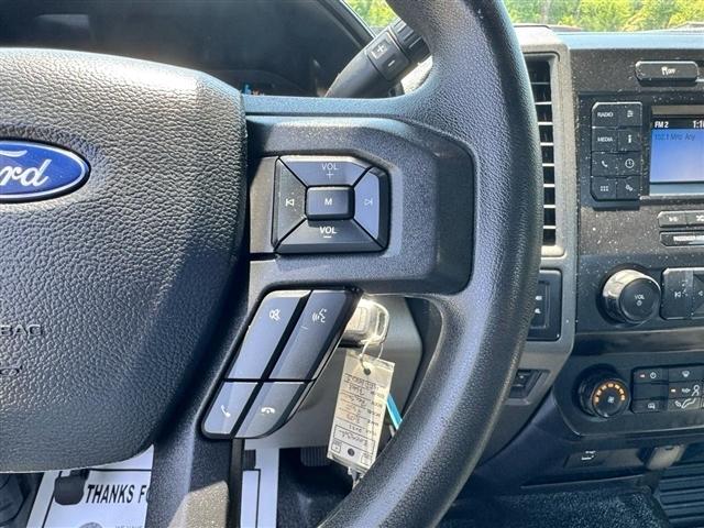 Ford Super Duty F-350 DRW XLT 4WD Reg Cab 145" WB 60" CA 2021