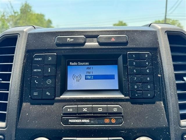 Ford Super Duty F-350 DRW XLT 4WD Reg Cab 145" WB 60" CA 2021
