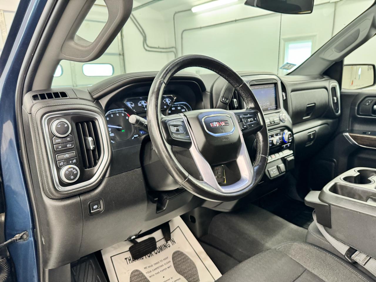 GMC Sierra 1500 4WD Crew Cab 147" SLE 2019