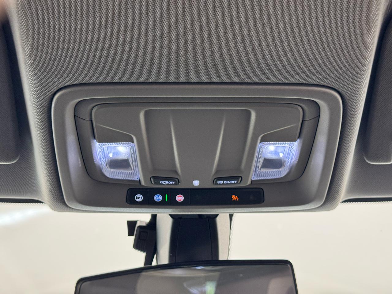 GMC Sierra 1500 4WD Crew Cab 147" SLE 2019