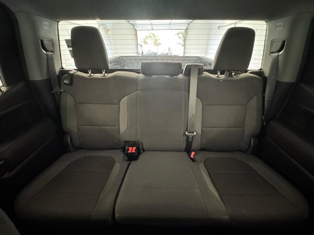 GMC Sierra 1500 4WD Crew Cab 147" SLE 2019