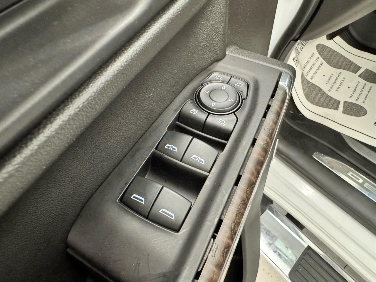 GMC Sierra 1500 4WD Crew Cab 147" Denali 2019