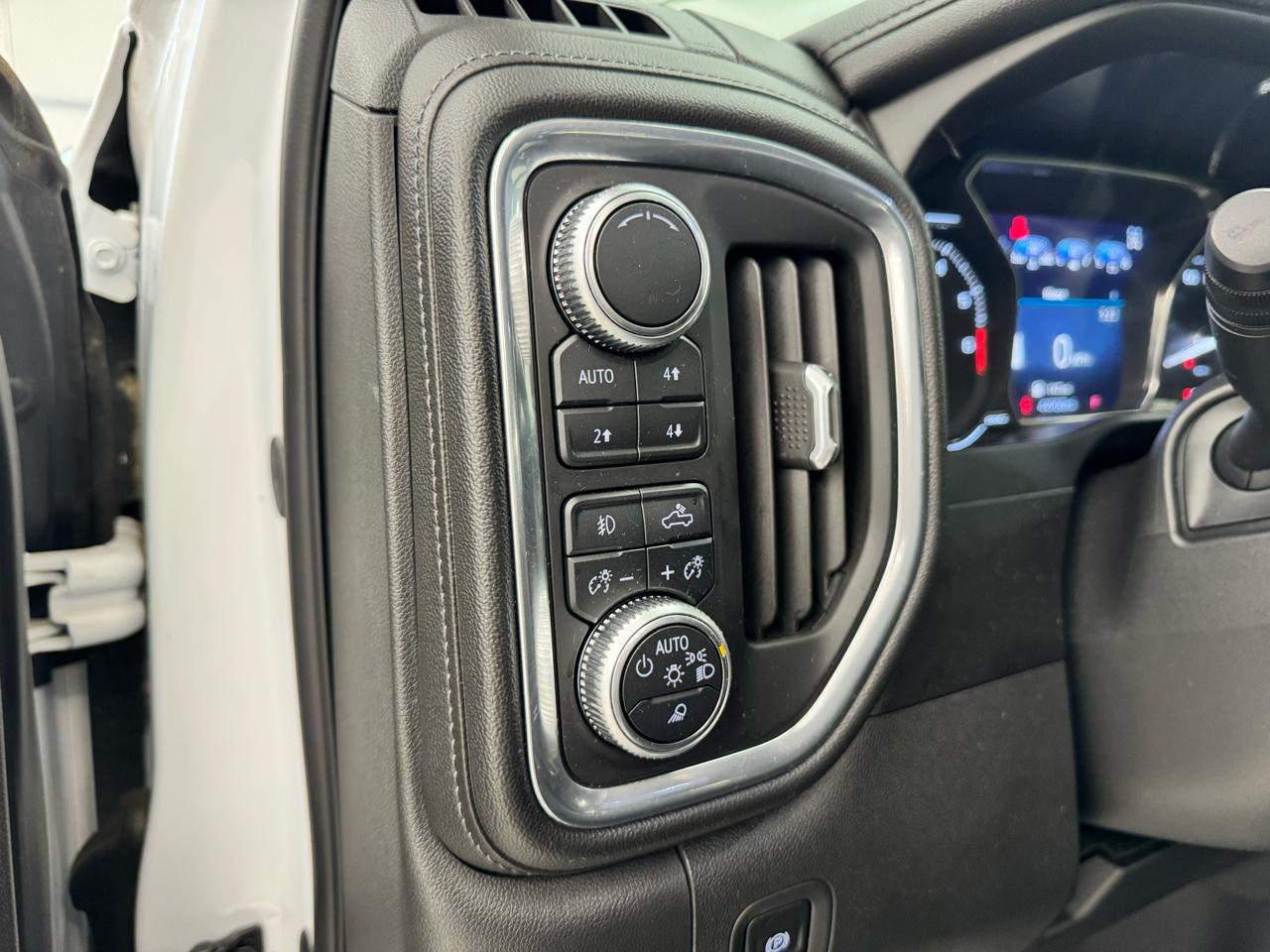 GMC Sierra 1500 4WD Crew Cab 147" Denali 2019