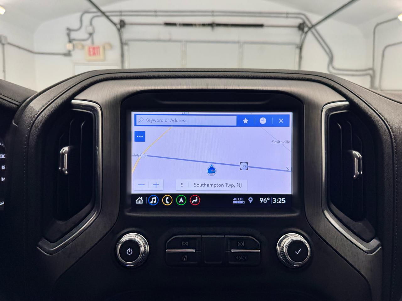 GMC Sierra 1500 4WD Crew Cab 147" Denali 2019
