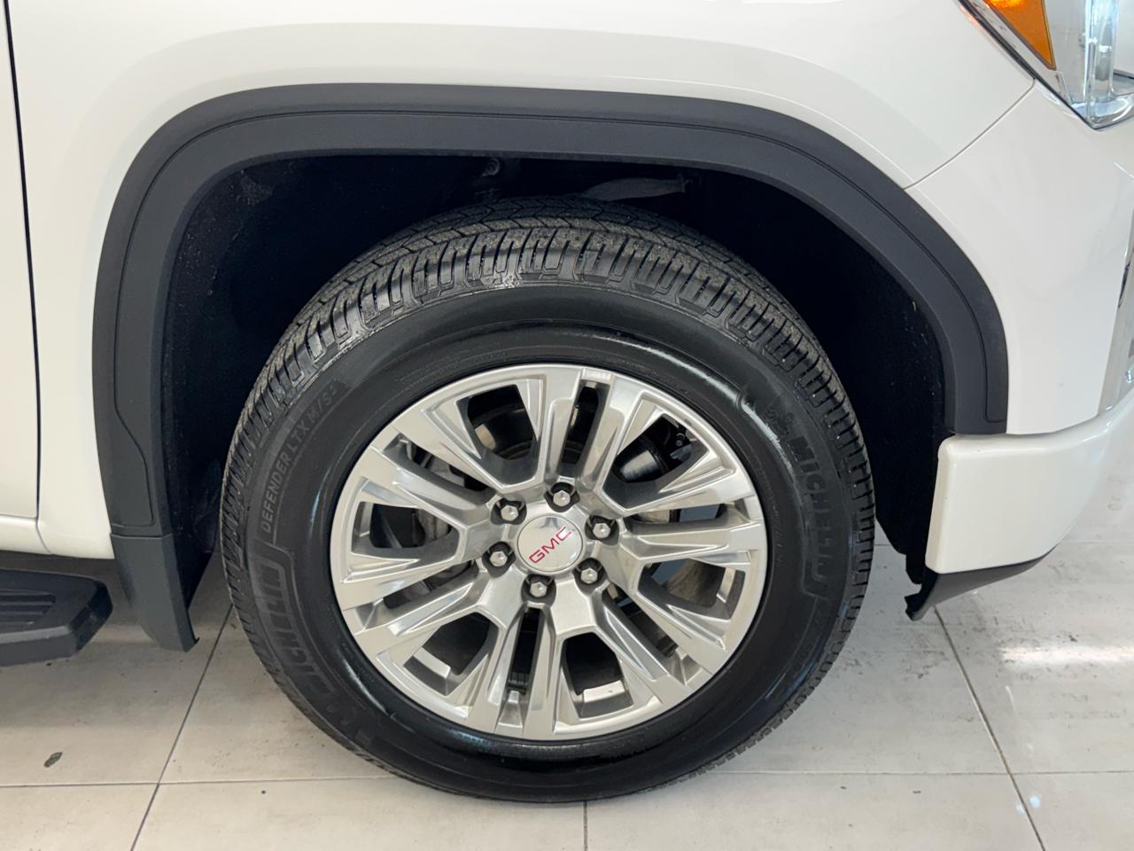 GMC Sierra 1500 4WD Crew Cab 147" Denali 2019