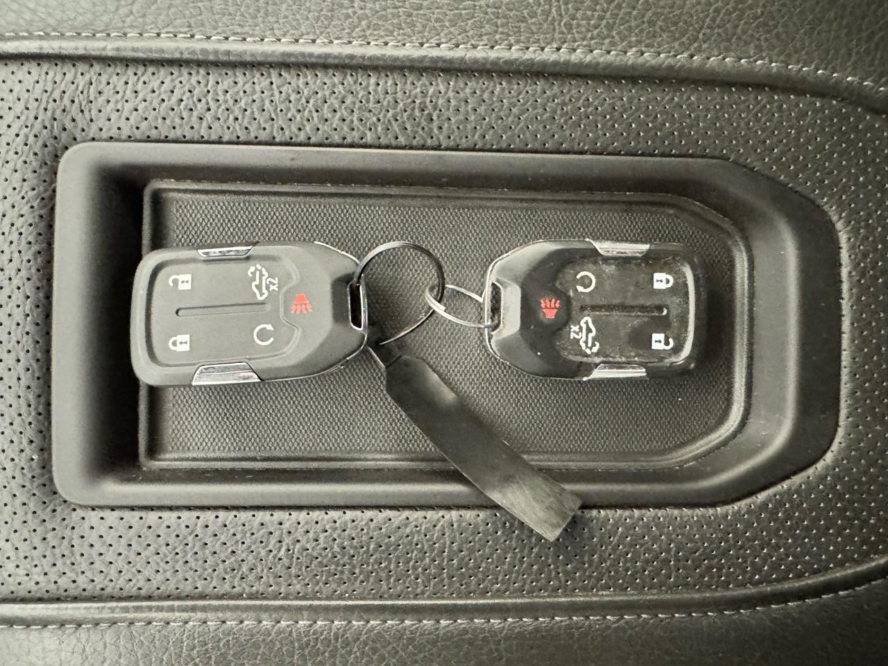 GMC Sierra 1500 4WD Crew Cab 147" Denali 2019