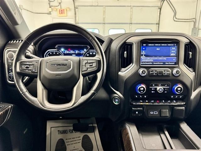 GMC Sierra 1500 4WD Crew Cab 147" Denali 2019
