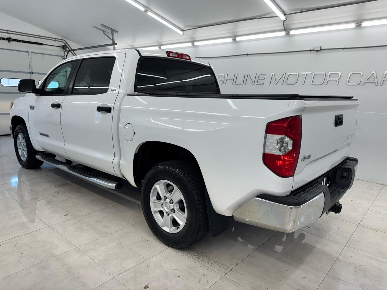 Toyota Tundra 4WD 1794 Edition CrewMax 5.5' Bed 5.7L (Natl) 2018