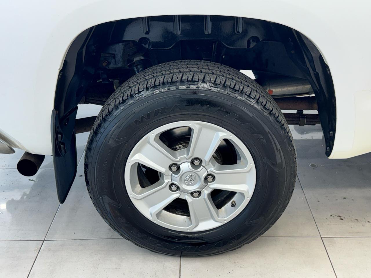 Toyota Tundra 4WD 1794 Edition CrewMax 5.5' Bed 5.7L (Natl) 2018