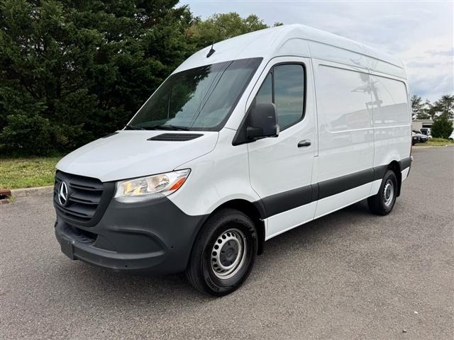 2023 Mercedes-Benz Sprinter Cargo Van 2500 Standard Roof I4 Diesel 144" RWD