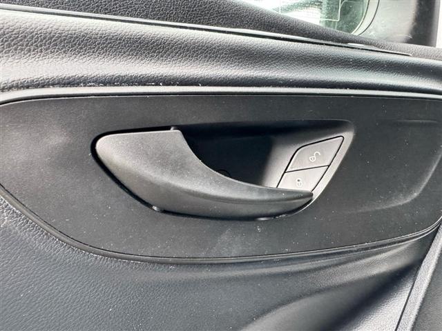 Mercedes-Benz Sprinter Cargo Van 2500 Standard Roof I4 Diesel 144" RWD 2023
