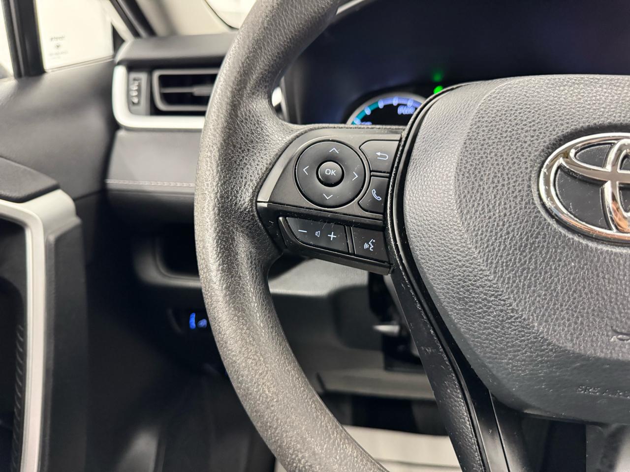 Toyota RAV4 Hybrid XLE AWD (Natl) 2022