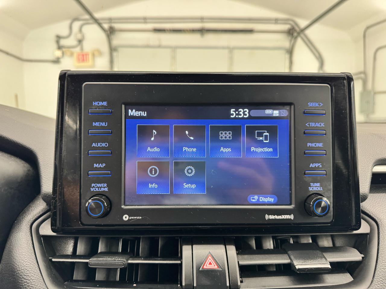 Toyota RAV4 Hybrid XLE AWD (Natl) 2022