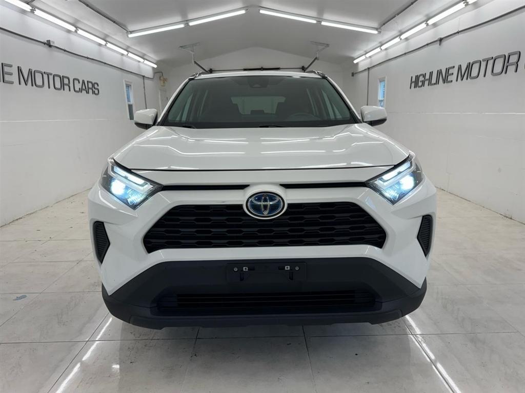 Toyota RAV4 Hybrid XLE AWD (Natl) 2022