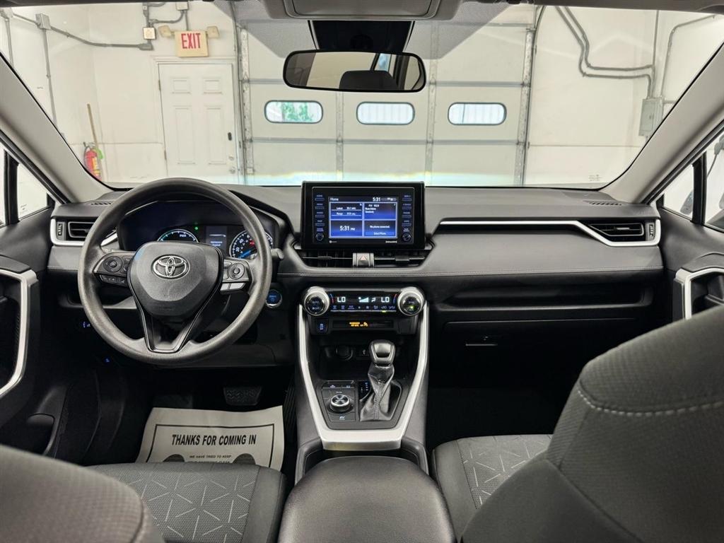 Toyota RAV4 Hybrid XLE AWD (Natl) 2022