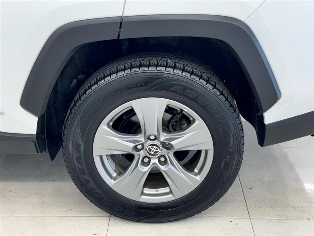 Toyota RAV4 Hybrid XLE AWD (Natl) 2022