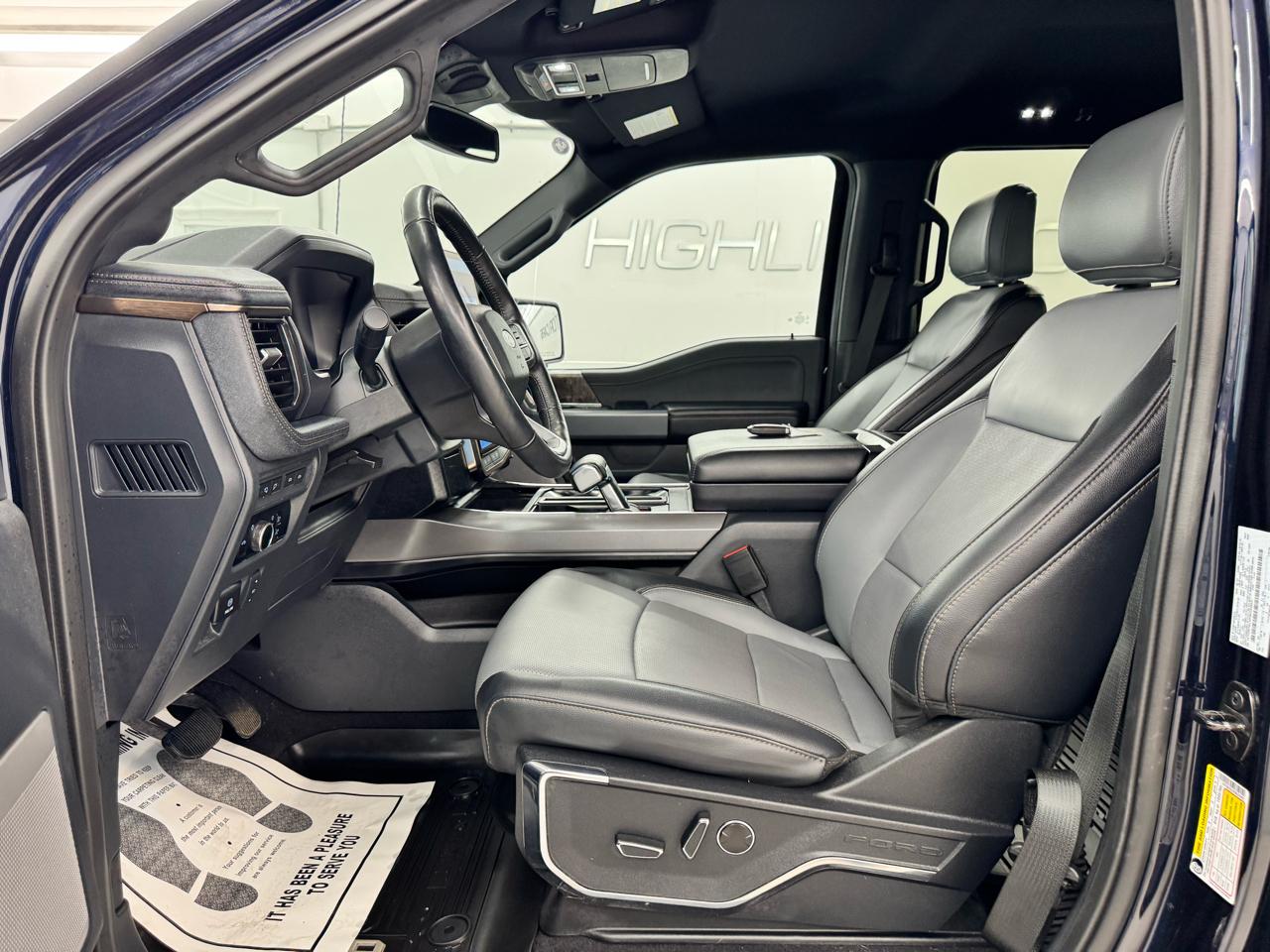 Ford F-150 Lightning LARIAT 4WD SuperCrew 5.5' Box 2023