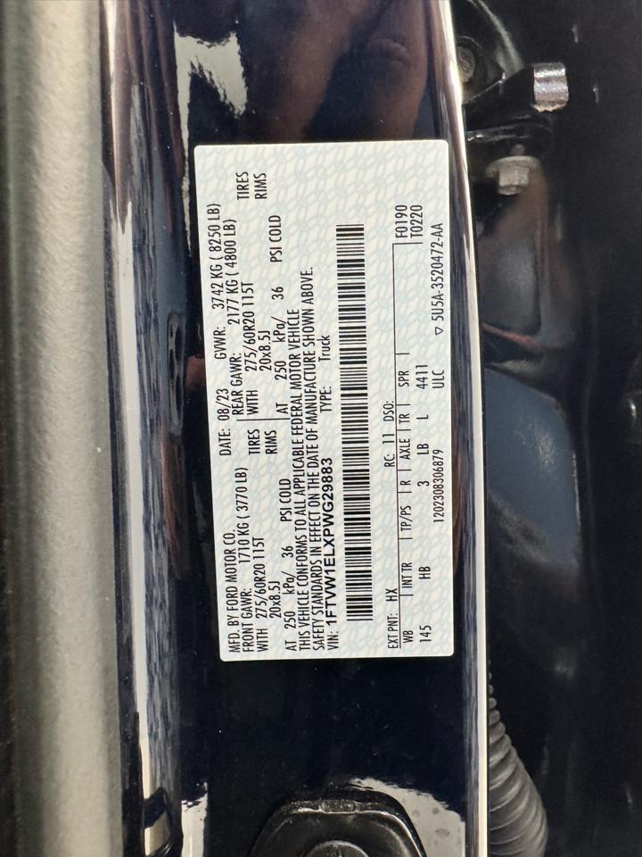 Ford F-150 Lightning LARIAT 4WD SuperCrew 5.5' Box 2023