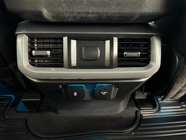 Ford F-150 Lightning LARIAT 4WD SuperCrew 5.5' Box 2023