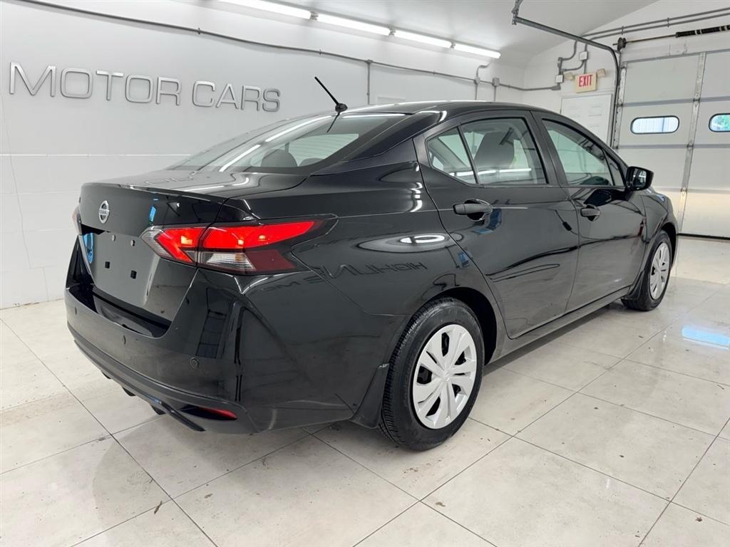 Nissan Versa S Manual 2021