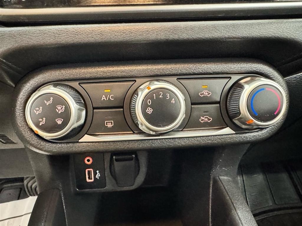 Nissan Versa S Manual 2021