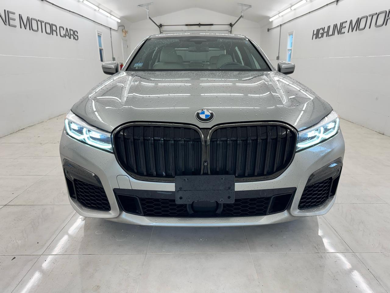 BMW 7 Series 750i xDrive Sedan 2021