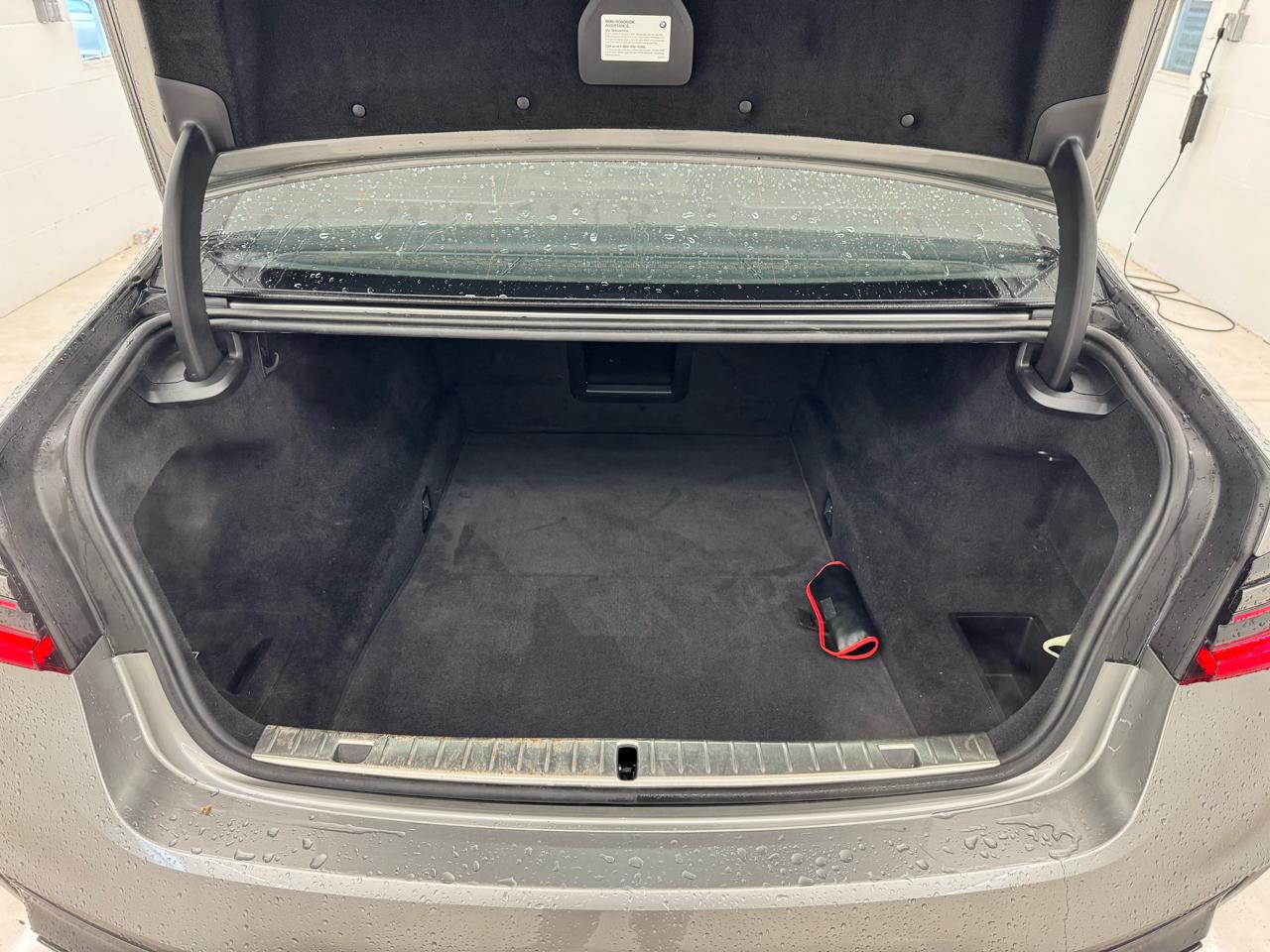 BMW 7 Series 750i xDrive Sedan 2021